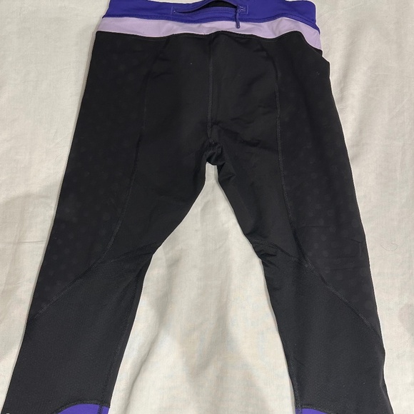 Lululemon Capri leggings - Picture 2 of 4